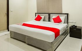 Hotel O Karthikeya Pride